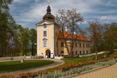 Chateau Ctenice popüler düğün hedef Prag yakınlarındaki
