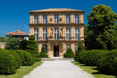 Pavillon de Vendome Fransa 'nın Aix-en Provence şehrinde güneşli bir havada