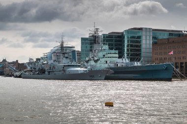 James Joyce ile Hms Belfast