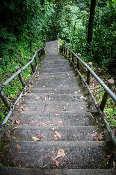 Escadas intermináveis — Fotografia de Stock