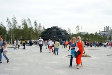 Rusya, Moskova, 11 Eylül 2017 Zaryadye parkta ilk gününde.