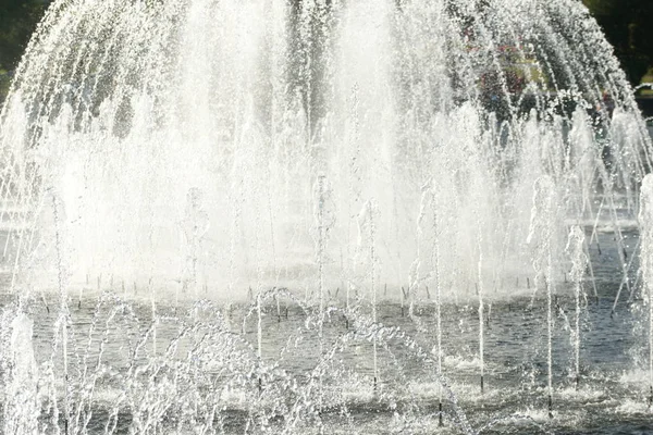 Close Flow Splashes Water City Fountain Foam Jets Water — Stok fotoğraf