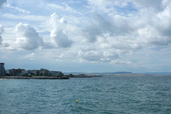 Blick Auf Das Meer Und Die Wolken — Stockfoto