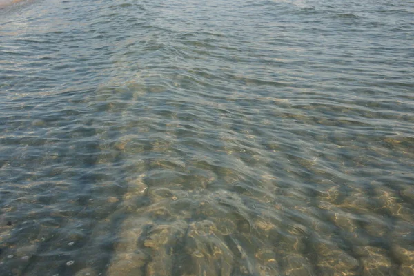 Erstaunliche Meer Klares Wasser Mit Wellen Strand Hintergrund — Stockfoto