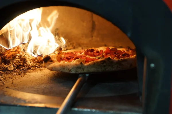 Pizza Napolitaine Feu Bois Dans Poêle — Photo