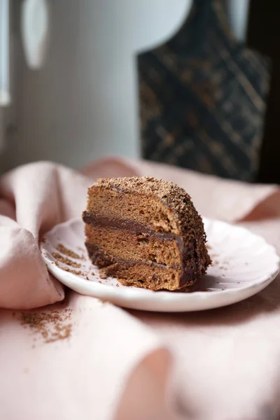 초콜릿 케이크를 — 스톡 사진