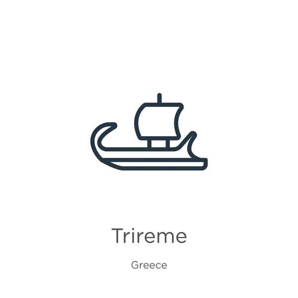 Ikona Trireme. Tenký lineární trireme obrys ikony izolované na bílém pozadí ze sbírky řecké. Čárový vektorový znak trirémy, symbol pro web a mobil — Stockový vektor
