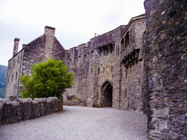 İskoçya 'daki Eilean Donan Kalesi.
