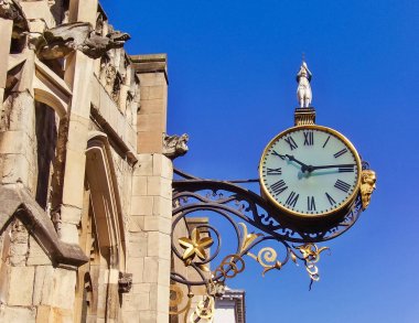 Birleşik Krallık'taki eski saat