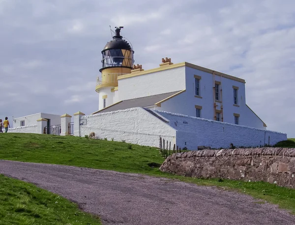 Lighthouse at Neist Point in Scotland, United Kingdom, Europe — Stock Photo, Image