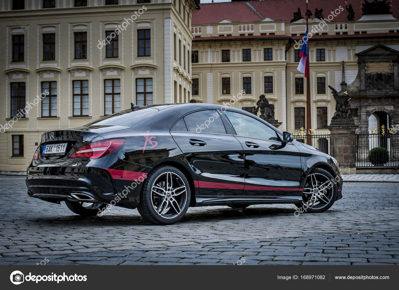 Компактная роскошь – новый седан CLA-Klasse от Мерседес Компактная роскошь – новый седан CLA-Klasse от Мерседес