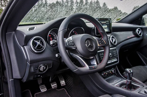 Lüks araba iç Mercedes Benz