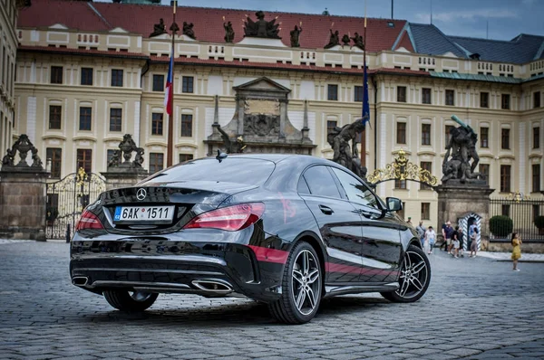 Närbild av Mercedes Benz Cla — Stockfoto