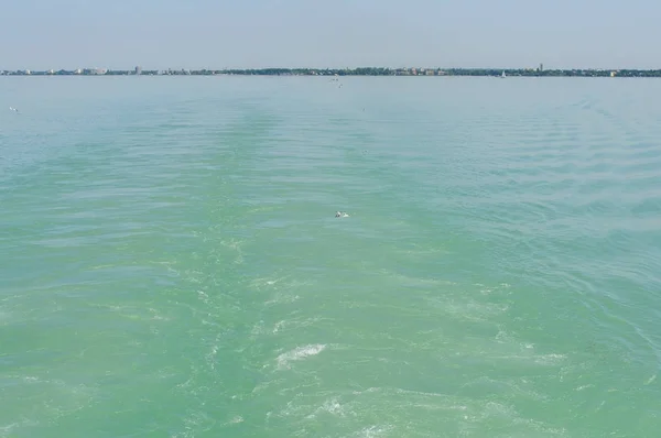 Vista trasera desde el barco —  Fotos de Stock