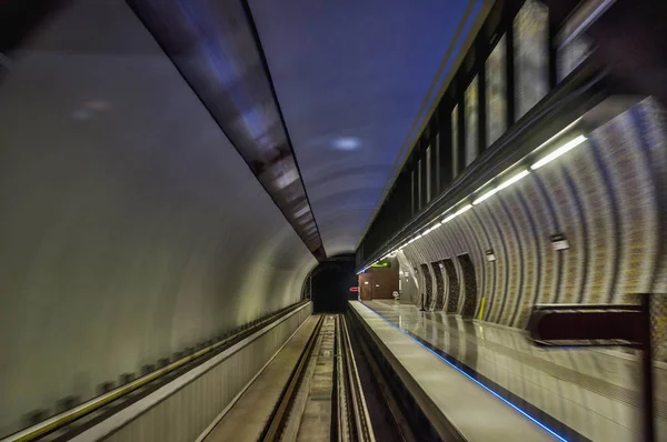 Metrostation van het Budapest in Hongarije — Stockfoto