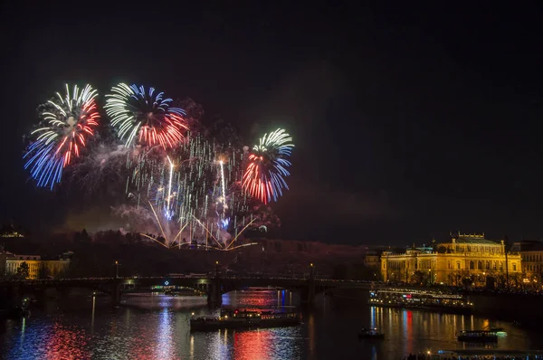 New Year Eve vuurwerk — Stockfoto