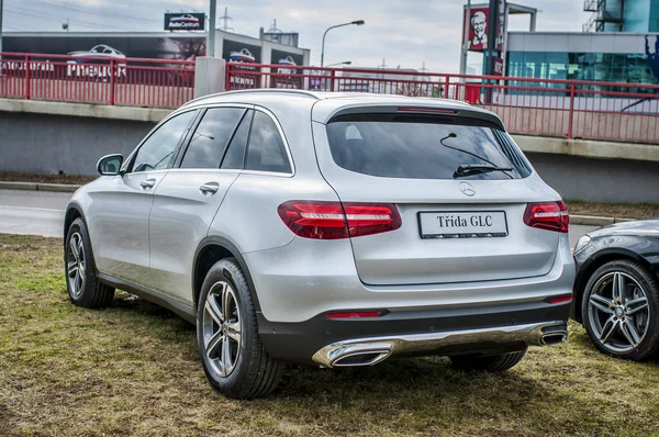 Vista trasera Mercedes Benz GLC — Foto de Stock