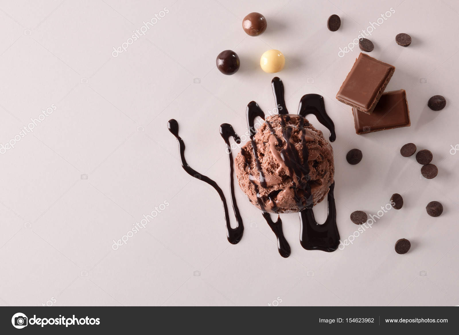 ユニークチョコ 背景 花の画像