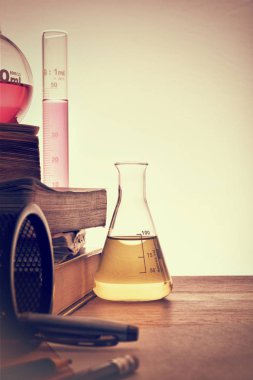 Sınıf Resepsiyon kimya öğretim dikey