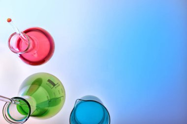 Perspektif içinde kimyasal laboratuvar cam görünümü