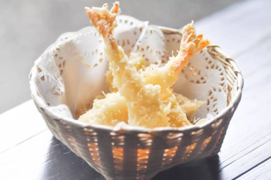 tempura veya kızarmış karides Japon gıda