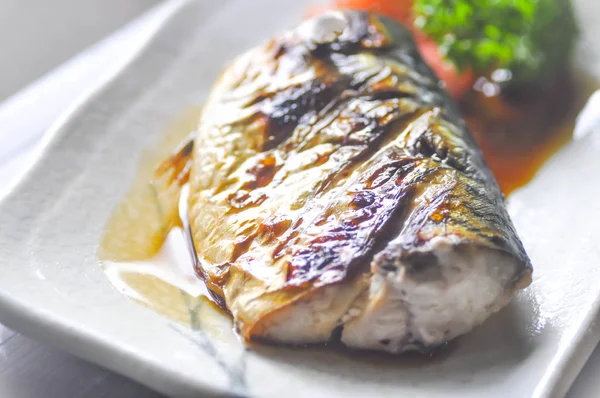 Saba shoyu yaki, ızgara uskumru (Japon gıda)