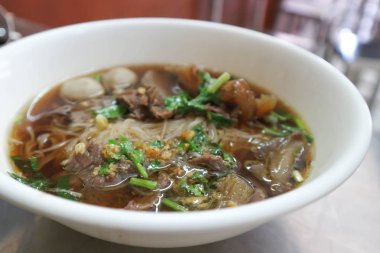 sığır şehriye veya Çin noodle