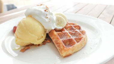 gözleme ve dondurma