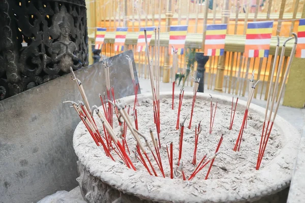 tütsü sopa ya da joss sopa 