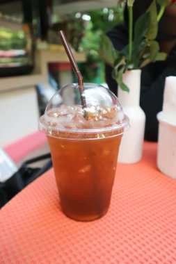 buzlu çay veya limon çayı