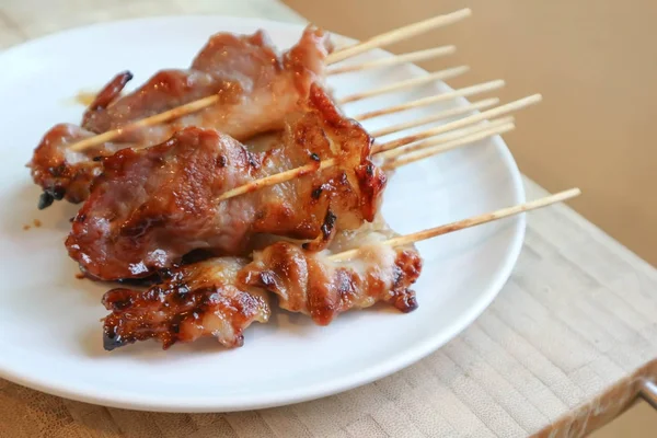 Cerdo a la parrilla o carne de cerdo a la parrilla —  Fotos de Stock