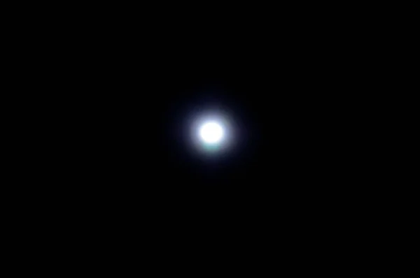 Fullmåne på natten — Stockfoto