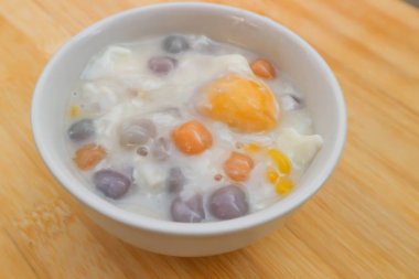 bualoi veya Tay tatlı 