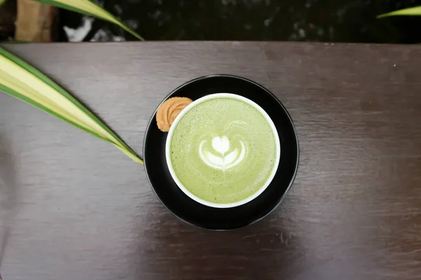 Green tea or matcha green tea, matcha latte — Stock Photo, Image