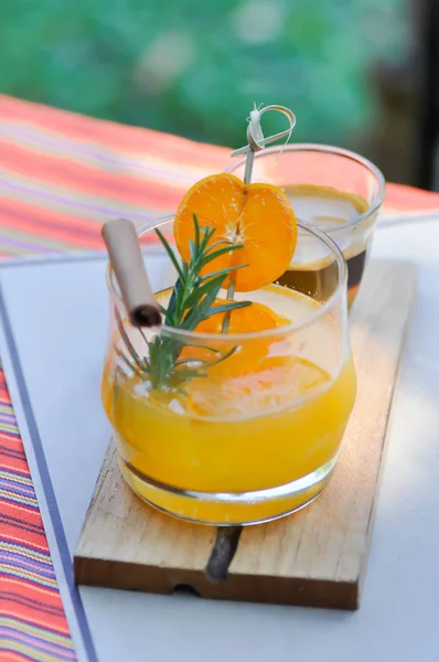 Suco, suco de laranja e café expresso — Fotografia de Stock