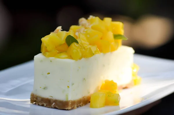 Mango peynirli kek, mango peynirli turta. — Stok fotoğraf