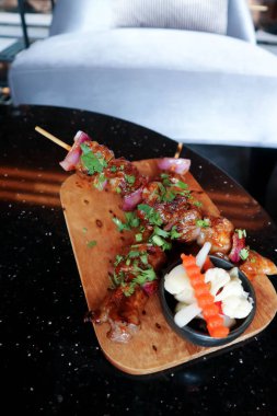 ızgara domuz eti veya ızgara domuz eti