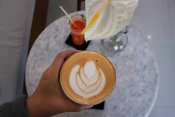 Café caliente o latte arte — Foto de Stock
