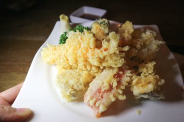 tempura, kızarmış sebze veya sebze Japon yemeklerinde tempura.