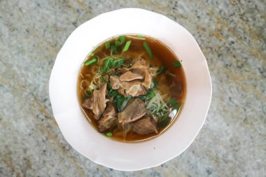 Erişte, Çin eriştesi ya da sığır etli erişte.