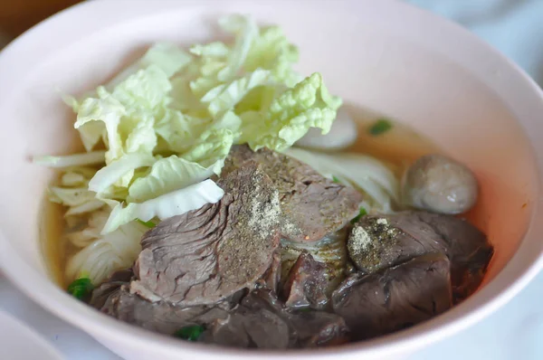 中華麺 牛肉麺 — ストック写真