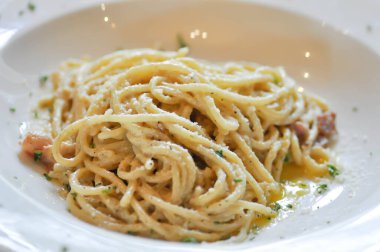 makarna, spagetti ya da spagetti carbonara