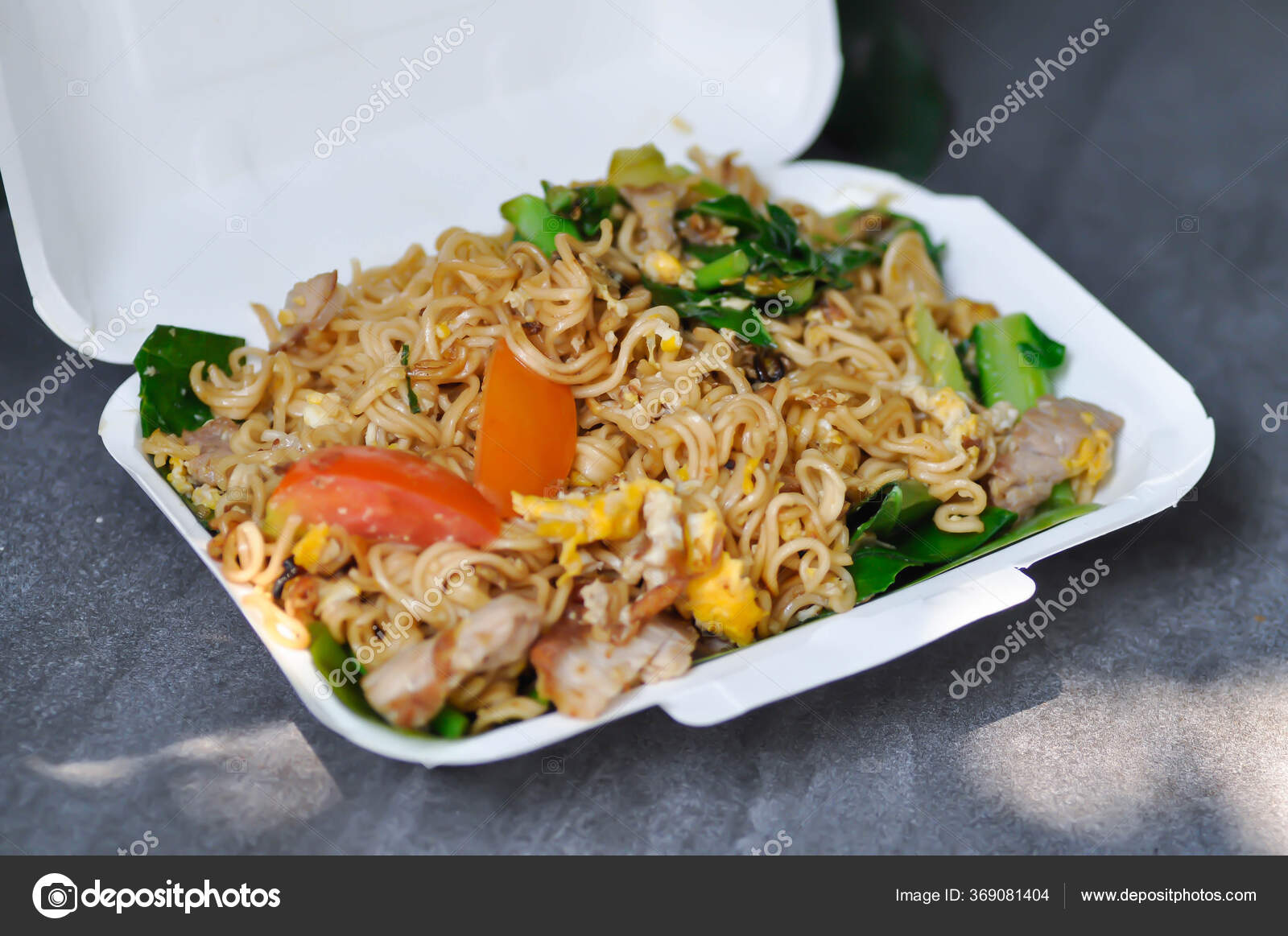 Stir Fried Noodles Pork Vegetable Box — Stock Photo © jobrestful #369081404