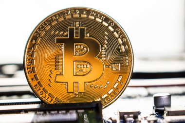 Bitcoin madeni para bilgisayar soğutucusunda..