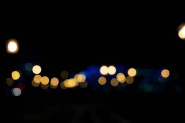 Gecenin Bokeh ışıkları.