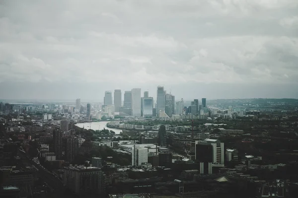 Vista aérea no Tamisa e na cidade de Londres — Fotografia de Stock