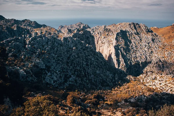 Mountains at Majorca, Spain in warm sunset light — ストック写真