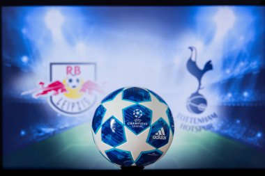 Leipzig, Almanya, Aralık. 16 yaşında. 2019: Rb Leipzig (Ger) Tottenham Hotspur 'a karşı. Uefa Şampiyonlar Ligi 2020, Ucl futbolu, Knockout sahnesi, playoff, resmi Adidas futbol topu 2020.