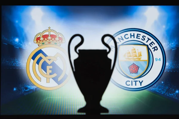 MADRID, Espanha, Dezembro. 16 anos. 2019: Real Madrid (ESP) vs Manchester City (ENG). Liga dos Campeões da UEFA 2020, Rodada de 16 UCL futebol, Fase de nocaute, playoff, silhueta de troféus UCL . — Fotografia de Stock