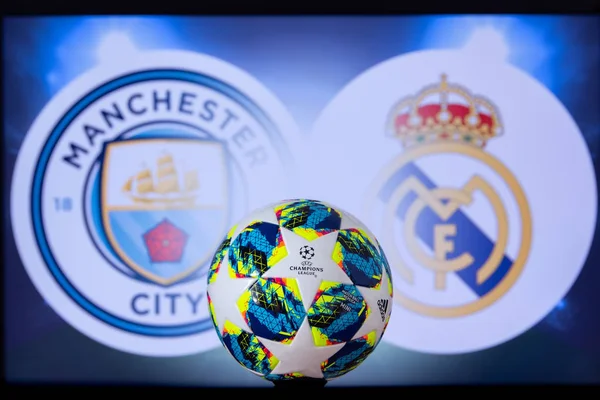 MANCHESTER, ENGLAND, DEZEMBRO. 16 anos. 2019: Manchester City (ENG) vs Real Madrid (ESP). UEFA Champions League 2020, Round of 16 UCL football, Knockout stage, playoff, Official Adidas soccer ball 2020 . — Fotografia de Stock